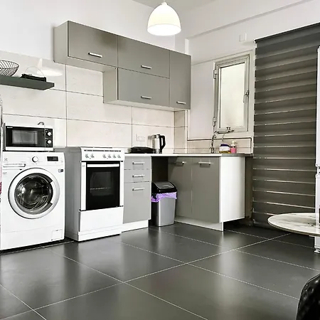 Away One Bedroom In 尼科西亚