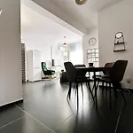 Away One Bedroom In Apartment