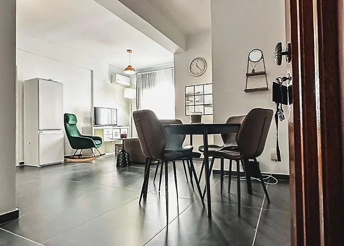 Away One Bedroom In *