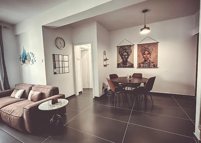 Away One Bedroom In Nikósie