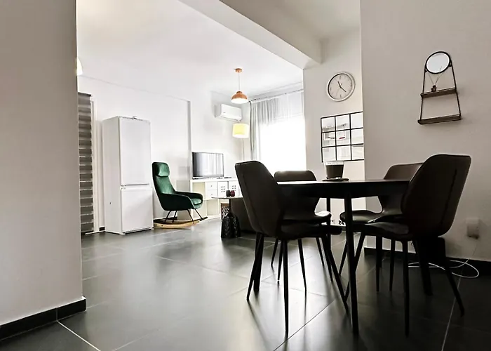 Away One Bedroom In アパート